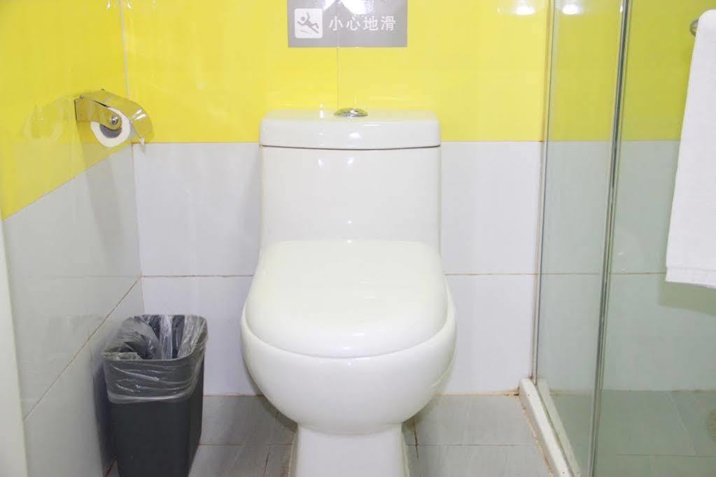 7 Days Inn Guangzhou Exterior photo